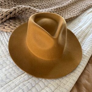 Gigi pip wool Fedora hat  Camel size 59